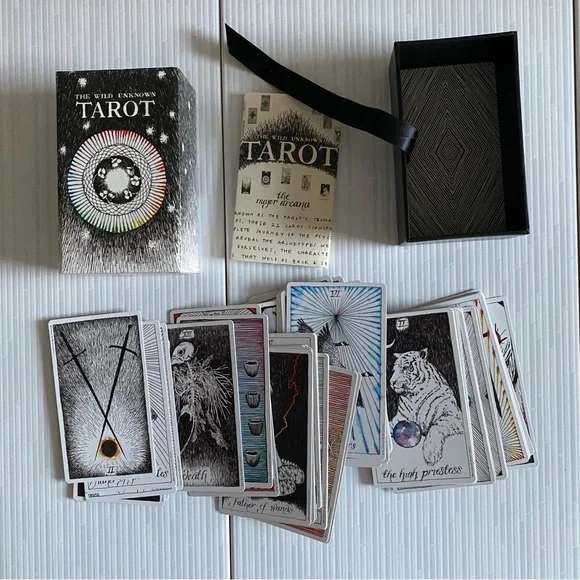 NEW The Wild Unknown Tarot Deck Mystical Whimsical Wicca - Picture 3 of 6